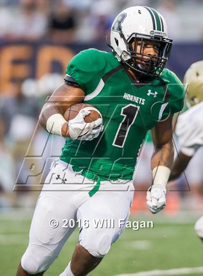 Thumbnail 3 in Buford vs. Roswell (Corky Kell Classic) photogallery.