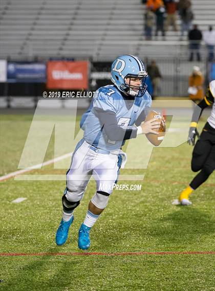 Thumbnail 3 in Thomas Jefferson vs. Dallas (PIAA 4A Championship) photogallery.