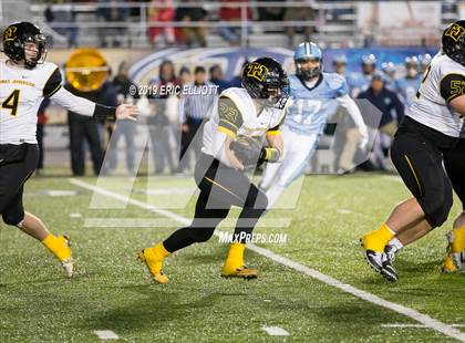 Thumbnail 3 in Thomas Jefferson vs. Dallas (PIAA 4A Championship) photogallery.