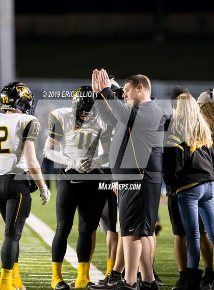 Thumbnail 2 in Thomas Jefferson vs. Dallas (PIAA 4A Championship) photogallery.