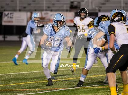 Thumbnail 3 in Thomas Jefferson vs. Dallas (PIAA 4A Championship) photogallery.