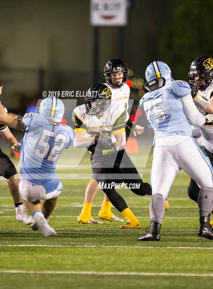 Thumbnail 2 in Thomas Jefferson vs. Dallas (PIAA 4A Championship) photogallery.