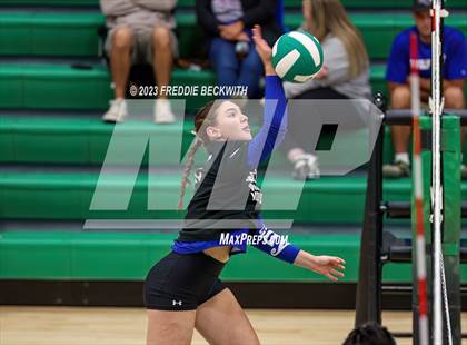 Thumbnail 3 in Wolfe City @ Tioga photogallery.
