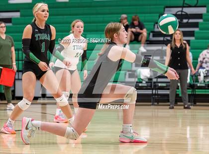 Thumbnail 3 in Wolfe City @ Tioga photogallery.