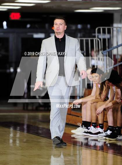 Thumbnail 2 in Benton v Cape Central (Rangerette Christmas Classic) photogallery.