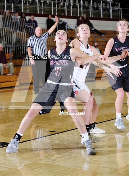 Thumbnail 1 in Benton v Cape Central (Rangerette Christmas Classic) photogallery.