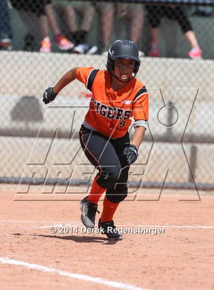Thumbnail 2 in Erie vs. Sequoyah (Festival of Champions) photogallery.