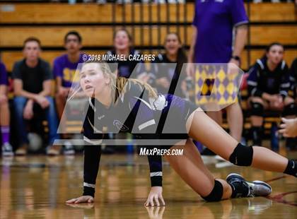 Thumbnail 3 in Santana vs. High Tech SD (CIF SDS D4 Final) photogallery.