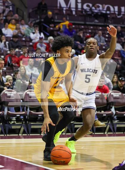 Thumbnail 2 in Wheeler vs. Kickapoo (Bass Pro Shops TOC) photogallery.