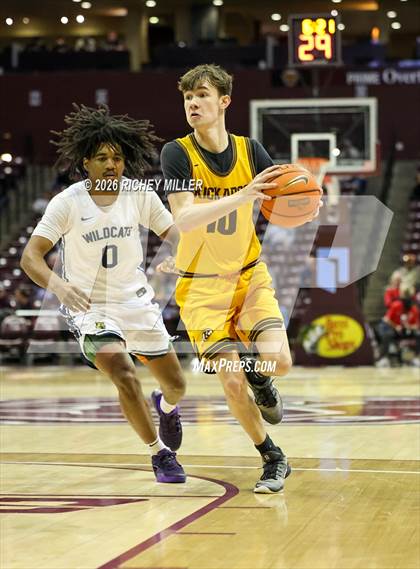 Thumbnail 2 in Wheeler vs. Kickapoo (Bass Pro Shops TOC) photogallery.