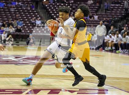 Thumbnail 1 in Wheeler vs. Kickapoo (Bass Pro Shops TOC) photogallery.