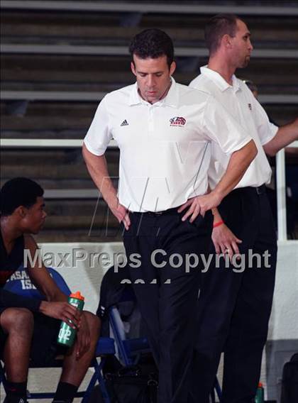 Thumbnail 2 in Warren vs Dawson (McDonald's Texas Invitational)  photogallery.