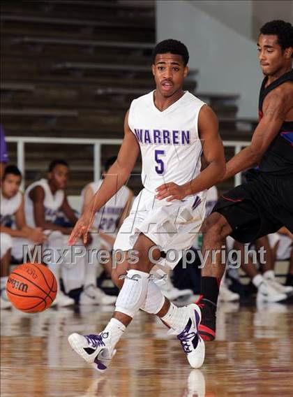 Thumbnail 2 in Warren vs Dawson (McDonald's Texas Invitational)  photogallery.