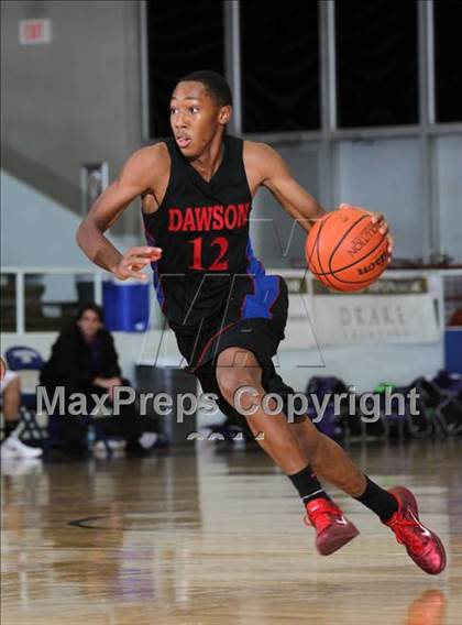 Thumbnail 1 in Warren vs Dawson (McDonald's Texas Invitational)  photogallery.