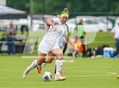 Thumbnail 3 in Notre Dame vs. Pleasant Hill (MSHSAA Class 2 Semifinal) photogallery.