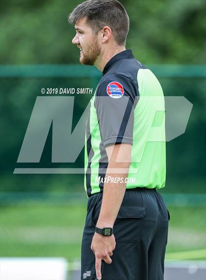Thumbnail 2 in Notre Dame vs. Pleasant Hill (MSHSAA Class 2 Semifinal) photogallery.