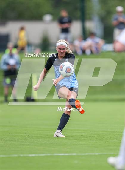 Thumbnail 3 in Notre Dame vs. Pleasant Hill (MSHSAA Class 2 Semifinal) photogallery.