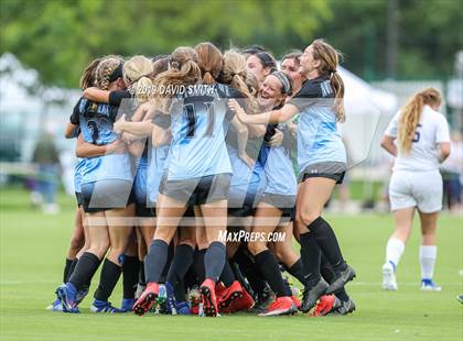 Thumbnail 1 in Notre Dame vs. Pleasant Hill (MSHSAA Class 2 Semifinal) photogallery.