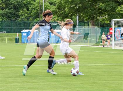 Thumbnail 2 in Notre Dame vs. Pleasant Hill (MSHSAA Class 2 Semifinal) photogallery.