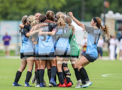 Thumbnail 2 in Notre Dame vs. Pleasant Hill (MSHSAA Class 2 Semifinal) photogallery.