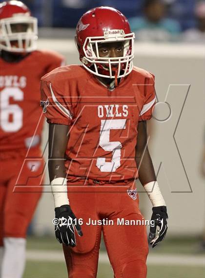 Thumbnail 1 in Baptist Prep vs. McGehee photogallery.