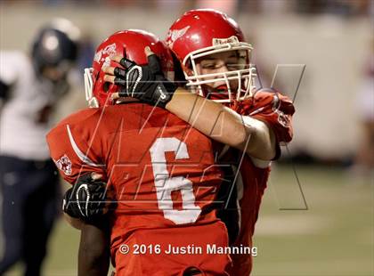 Thumbnail 3 in Baptist Prep vs. McGehee photogallery.