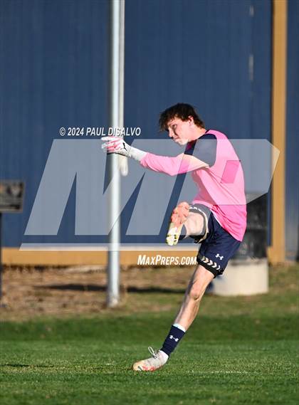 Thumbnail 1 in Cherokee Trail @ Mullen photogallery.
