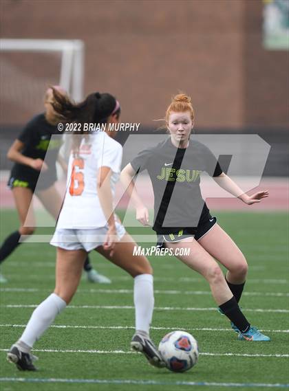 Thumbnail 2 in Sprague vs. Jesuit (OSAA 6A 1st Round) photogallery.