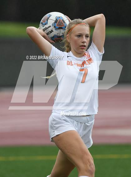 Thumbnail 2 in Sprague vs. Jesuit (OSAA 6A 1st Round) photogallery.
