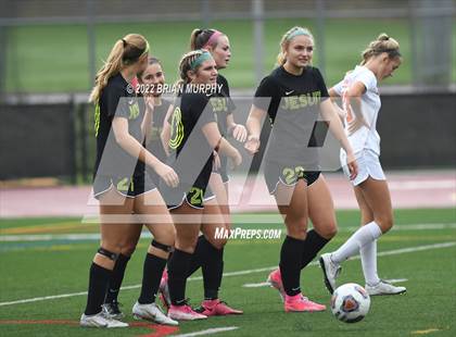 Thumbnail 3 in Sprague vs. Jesuit (OSAA 6A 1st Round) photogallery.