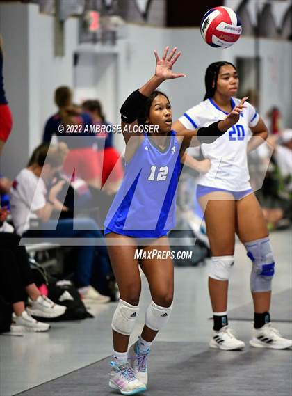 Thumbnail 1 in FBCHA vs. Episcopal (Houston Open Tournament) photogallery.