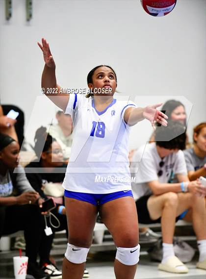 Thumbnail 1 in FBCHA vs. Episcopal (Houston Open Tournament) photogallery.