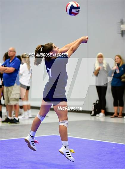 Thumbnail 1 in FBCHA vs. Episcopal (Houston Open Tournament) photogallery.