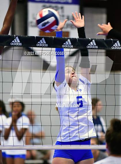 Thumbnail 1 in FBCHA vs. Episcopal (Houston Open Tournament) photogallery.