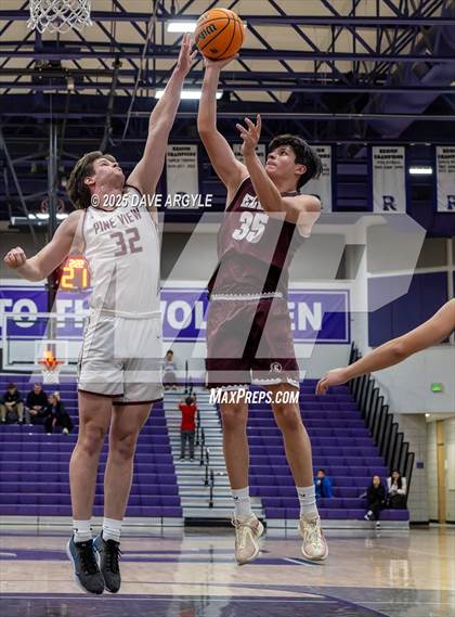 Thumbnail 1 in Pine View vs. Elko (Riverton Holiday Tournament) photogallery.