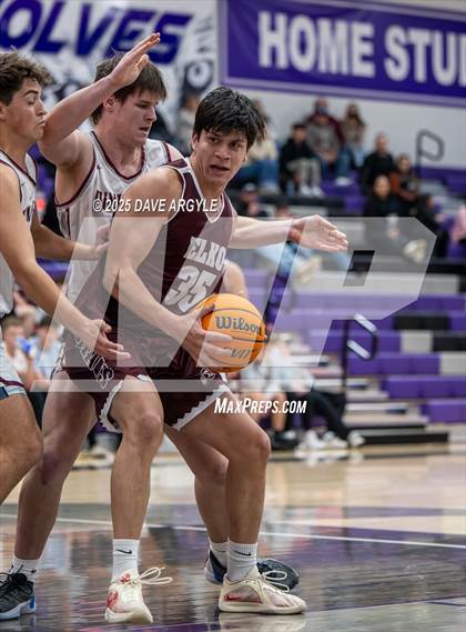 Thumbnail 3 in Pine View vs. Elko (Riverton Holiday Tournament) photogallery.