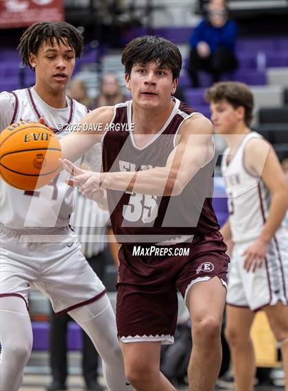 Thumbnail 2 in Pine View vs. Elko (Riverton Holiday Tournament) photogallery.