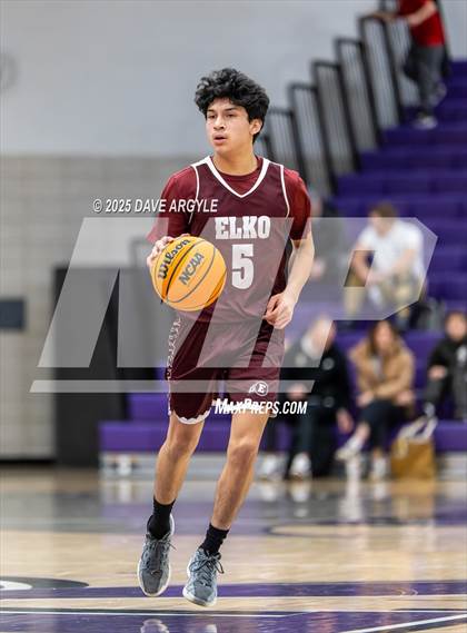 Thumbnail 2 in Pine View vs. Elko (Riverton Holiday Tournament) photogallery.