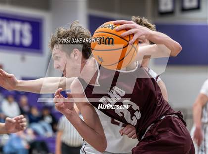 Thumbnail 3 in Pine View vs. Elko (Riverton Holiday Tournament) photogallery.