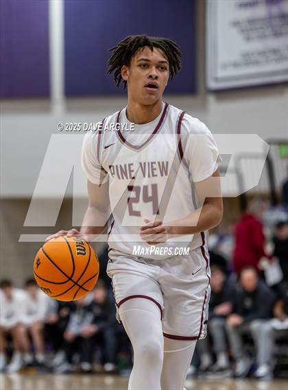 Thumbnail 3 in Pine View vs. Elko (Riverton Holiday Tournament) photogallery.
