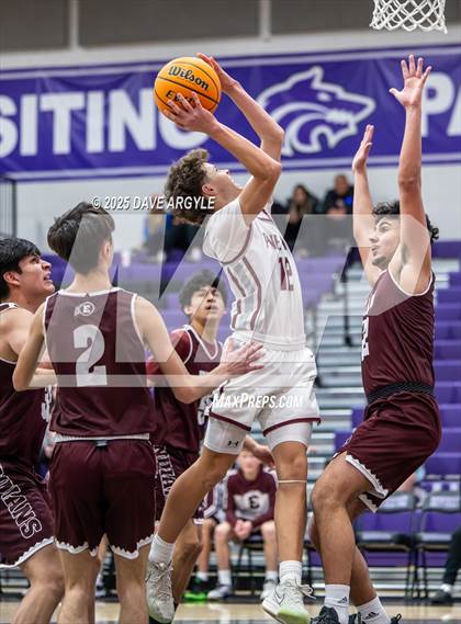Thumbnail 1 in Pine View vs. Elko (Riverton Holiday Tournament) photogallery.