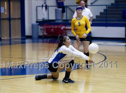 Thumbnail 3 in Ennis @ Corsicana photogallery.