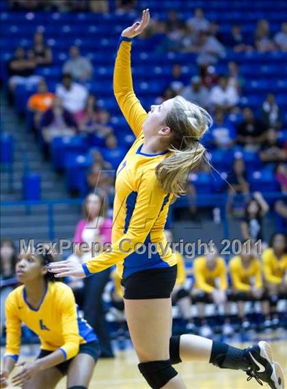 Thumbnail 1 in Ennis @ Corsicana photogallery.
