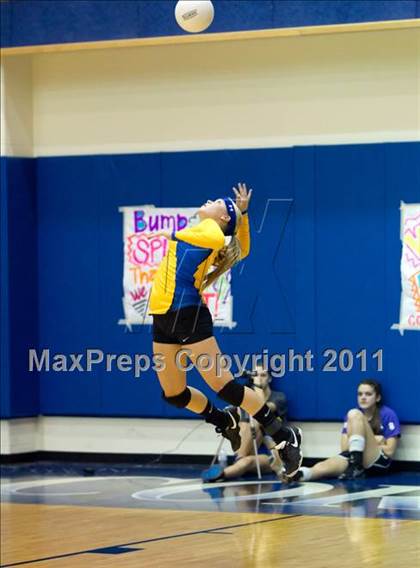 Thumbnail 2 in Ennis @ Corsicana photogallery.