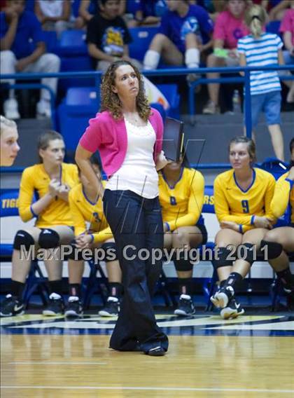 Thumbnail 3 in Ennis @ Corsicana photogallery.