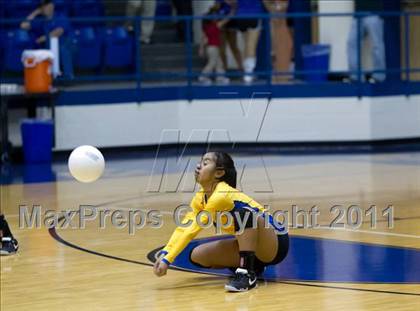 Thumbnail 2 in Ennis @ Corsicana photogallery.