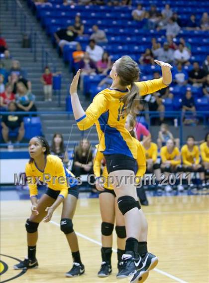Thumbnail 2 in Ennis @ Corsicana photogallery.