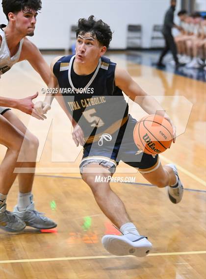 Thumbnail 3 in Yuma Catholic vs. Mountain View (Great Desert Shootout) photogallery.