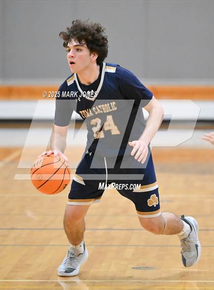 Thumbnail 3 in Yuma Catholic vs. Mountain View (Great Desert Shootout) photogallery.