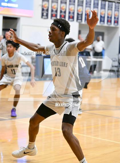 Thumbnail 2 in Yuma Catholic vs. Mountain View (Great Desert Shootout) photogallery.